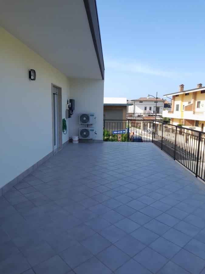 A Casa Di Falco Mondragone Exterior foto