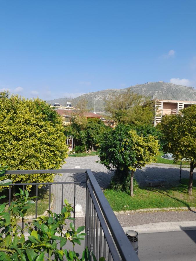 A Casa Di Falco Mondragone Exterior foto