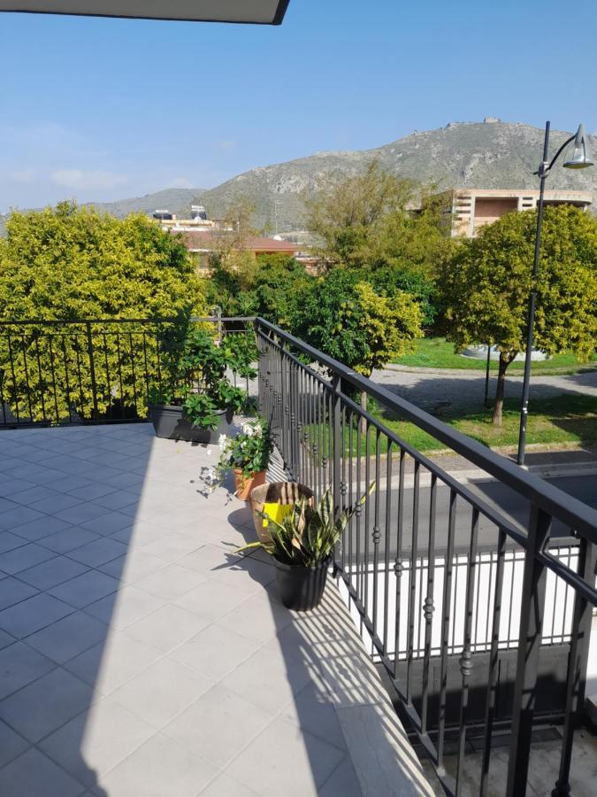 A Casa Di Falco Mondragone Exterior foto